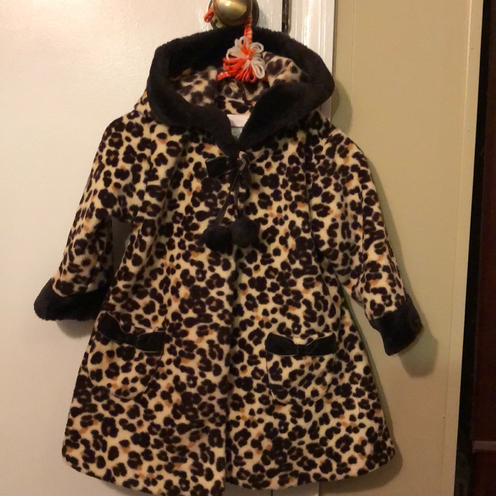 Leopard print girls coat!